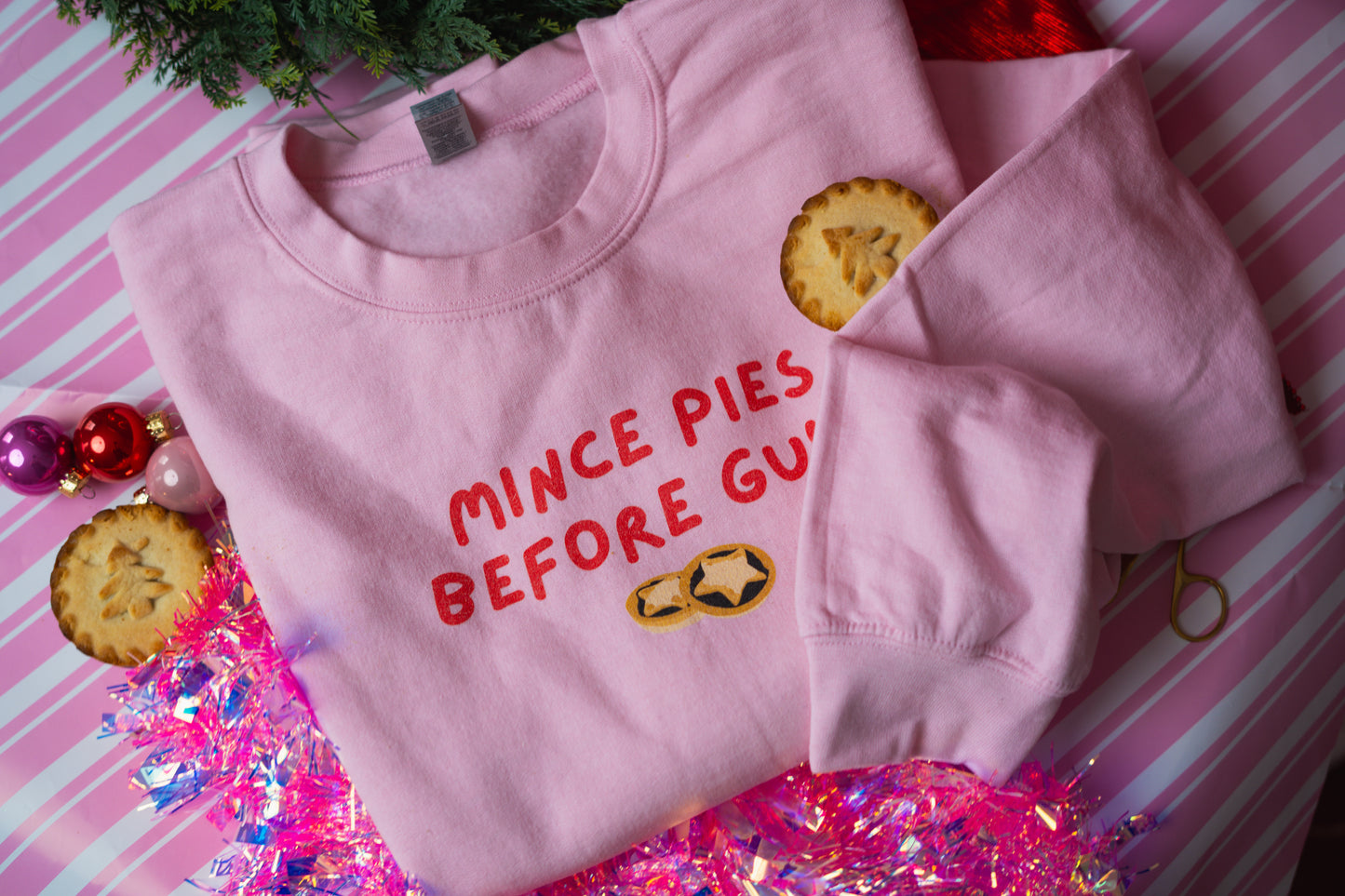 Mince Pies Before Guys printed sweatshirt